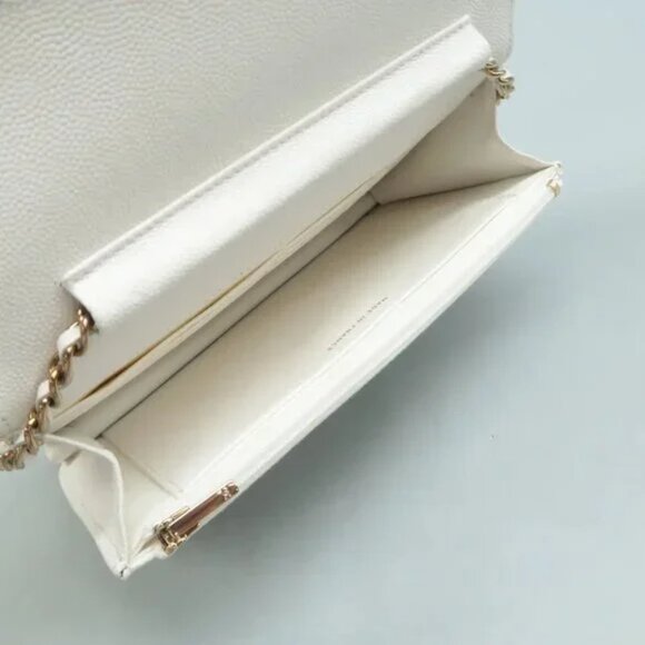 100% Authentic CHANEL Wallet on Chain White Leather Shoulder Bag 3536-083024 - Picture 10 of 12